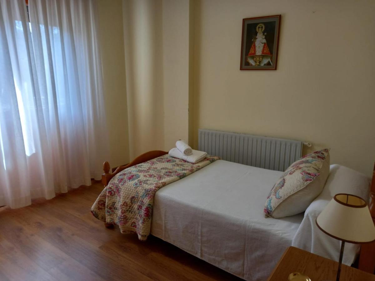 El Llerau Apartment *